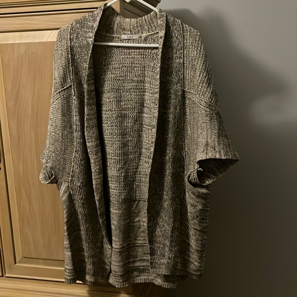 Dex Cable Knit Open Sleeveless Cardigan Sweater Taupe & Grey-one size fits all